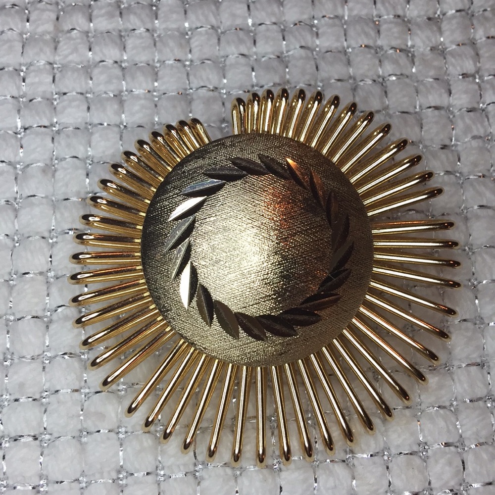 Scarf clip